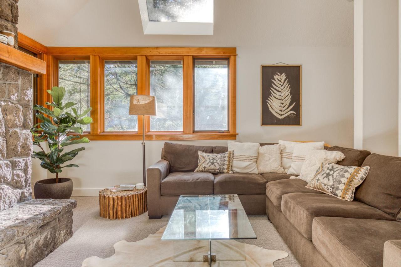 Hood Hideaway Welches Exterior foto