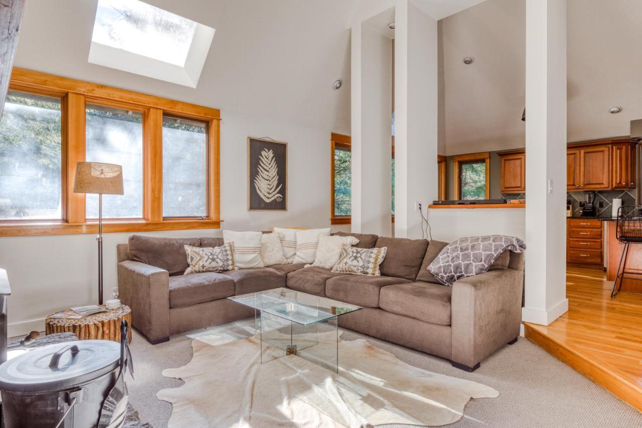 Hood Hideaway Welches Exterior foto