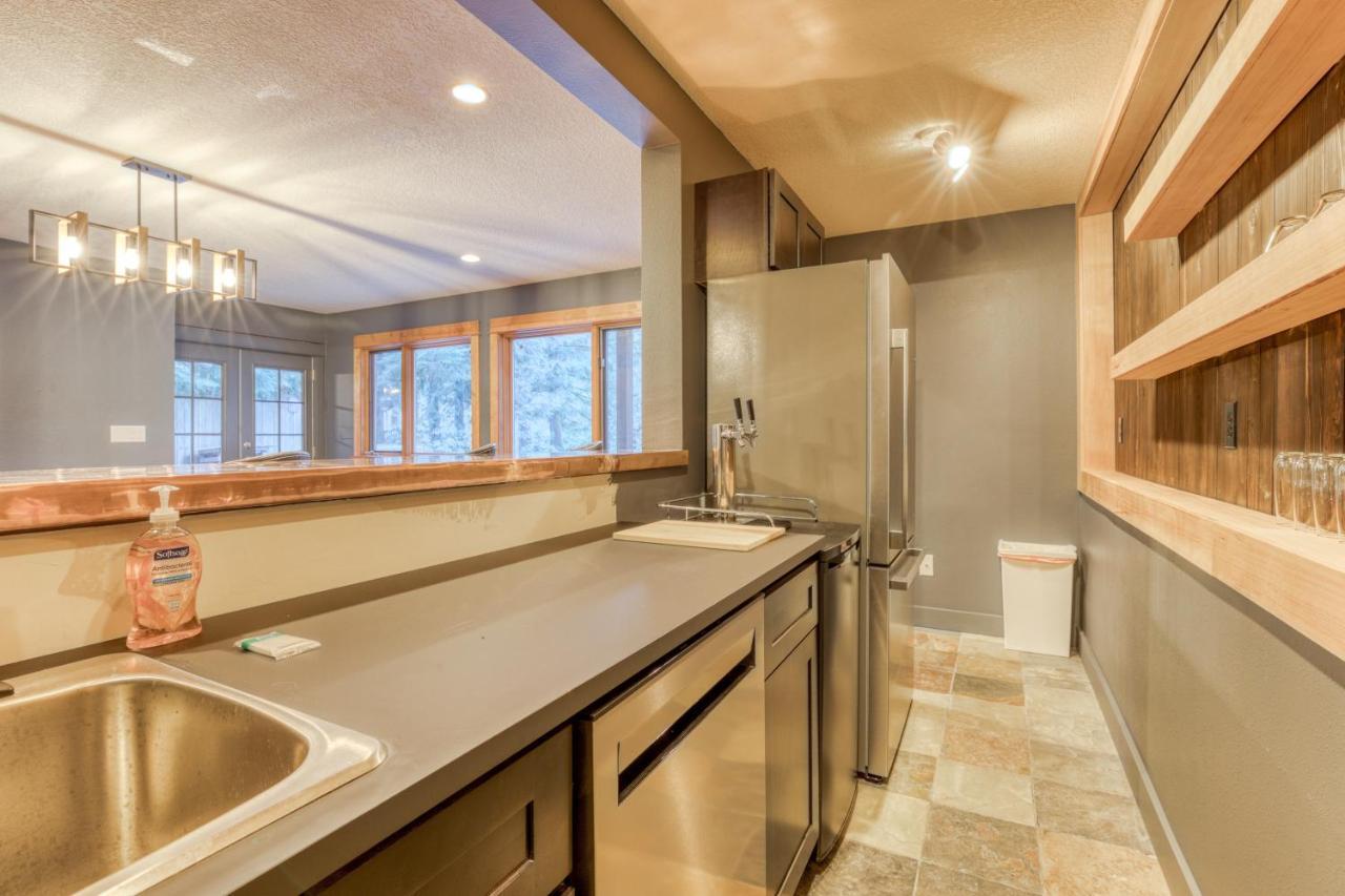 Hood Hideaway Welches Exterior foto