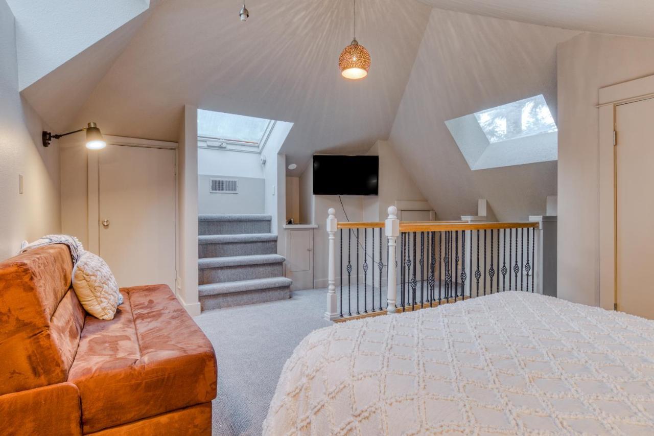 Hood Hideaway Welches Exterior foto